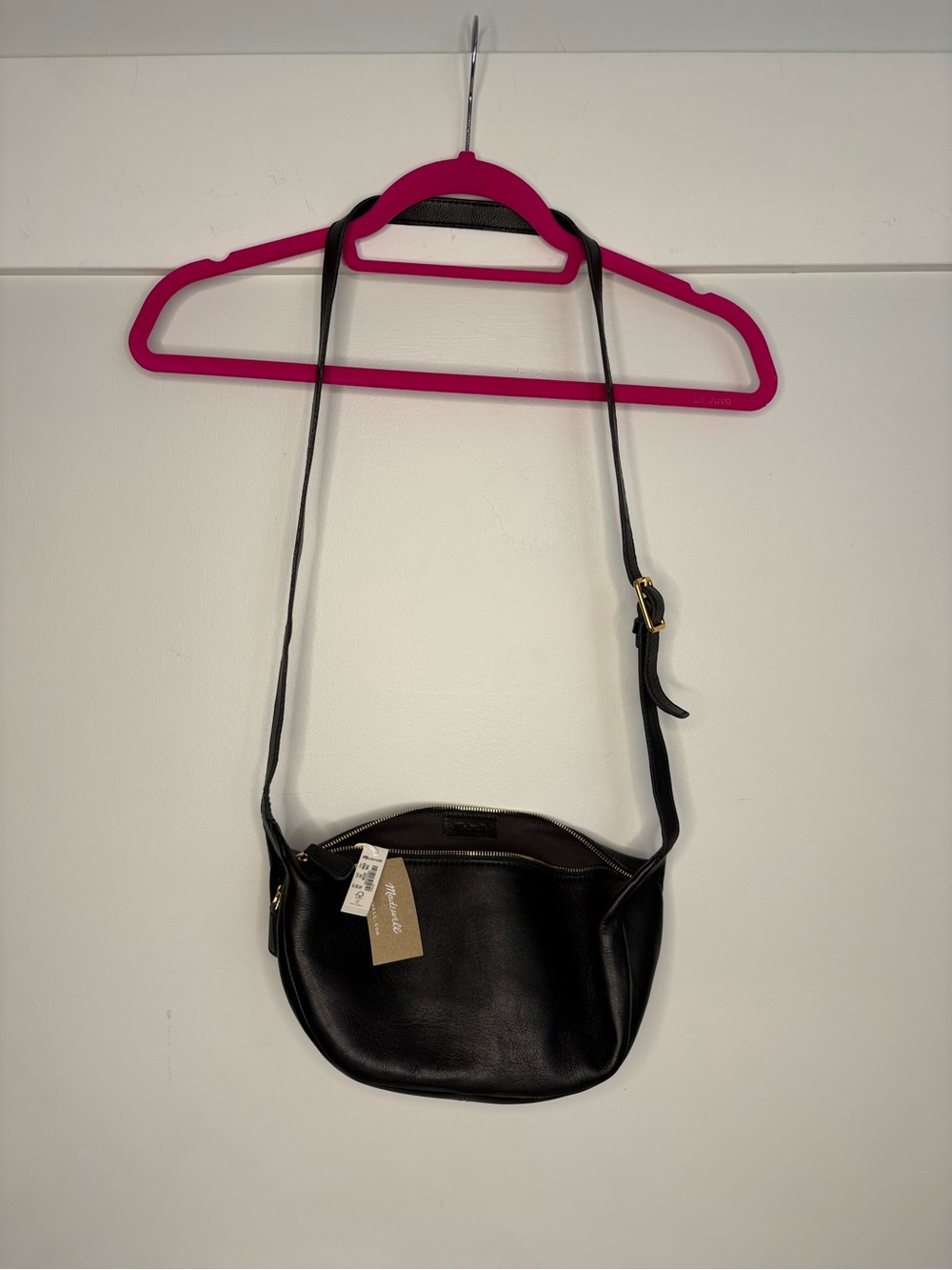 Madewell Black Crescent Crossbody Bag Zip Top Gold Hardware Adjustable Strap